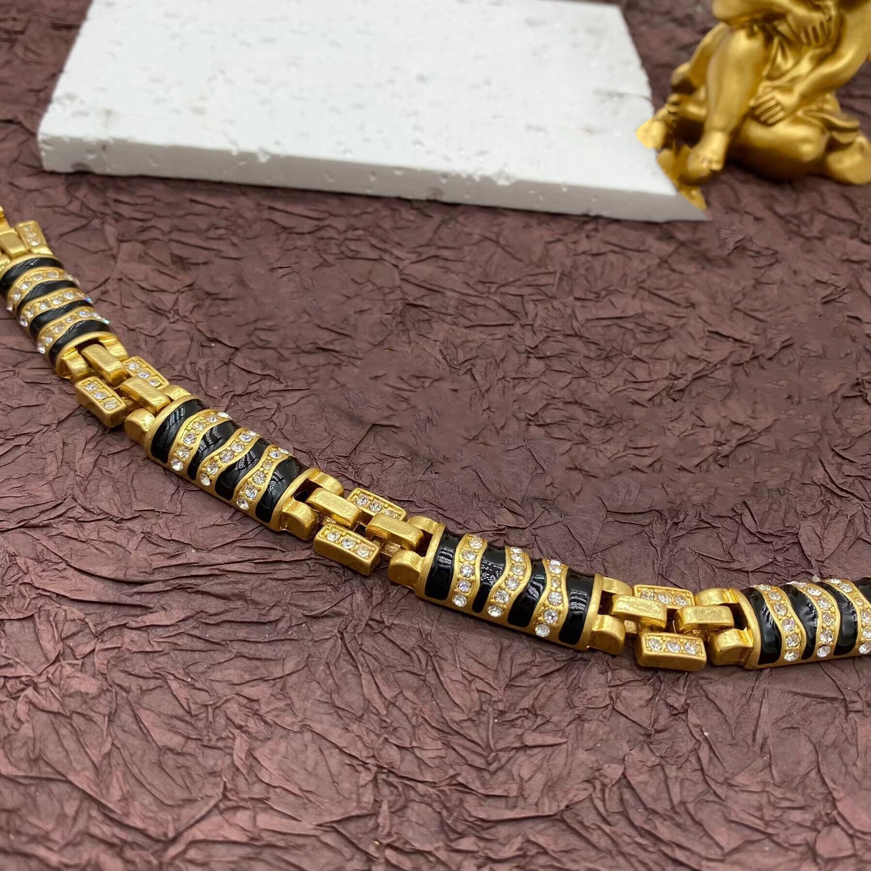 Hand-made Necklace Snake-shaped Rhinestone | Yazijico™