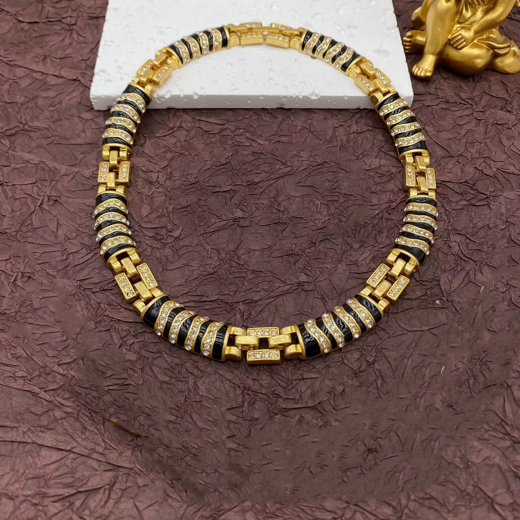 Hand-made Necklace Snake-shaped Rhinestone | Yazijico™