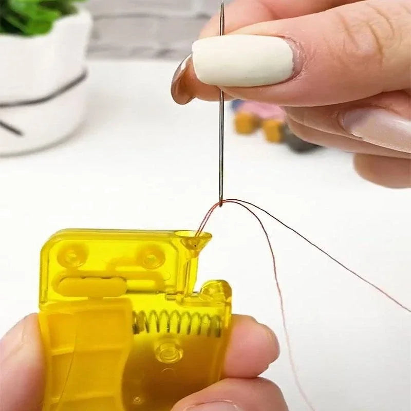 Fish Type Auto Needle Threader Home Hand Machine | Yazijico™