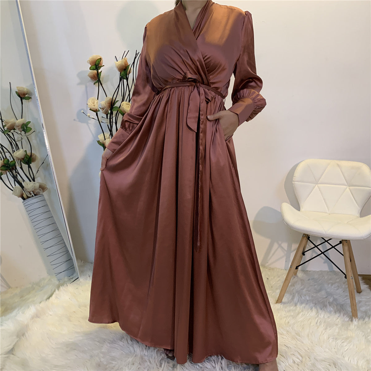 Middle East Turkey New Fashion Women's V-neck Dress