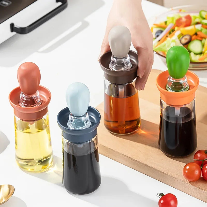 Kitchen oil bottle silicone brush oil container with brush suitable for kitchen cooking pancake baking barbecue utensils