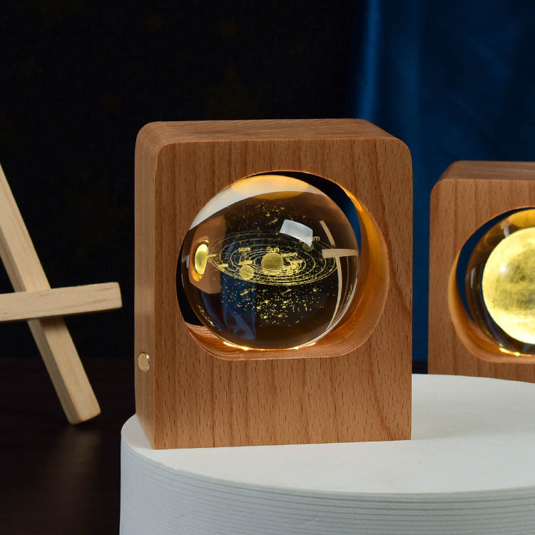 Veilleuse boule de cristal en hêtre gravée au laser | Yazijico™