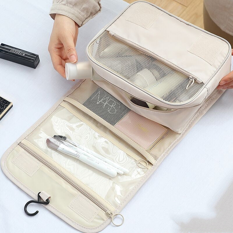 Cosmetic Bag Portable Heart Wash Bag | Yazijico™