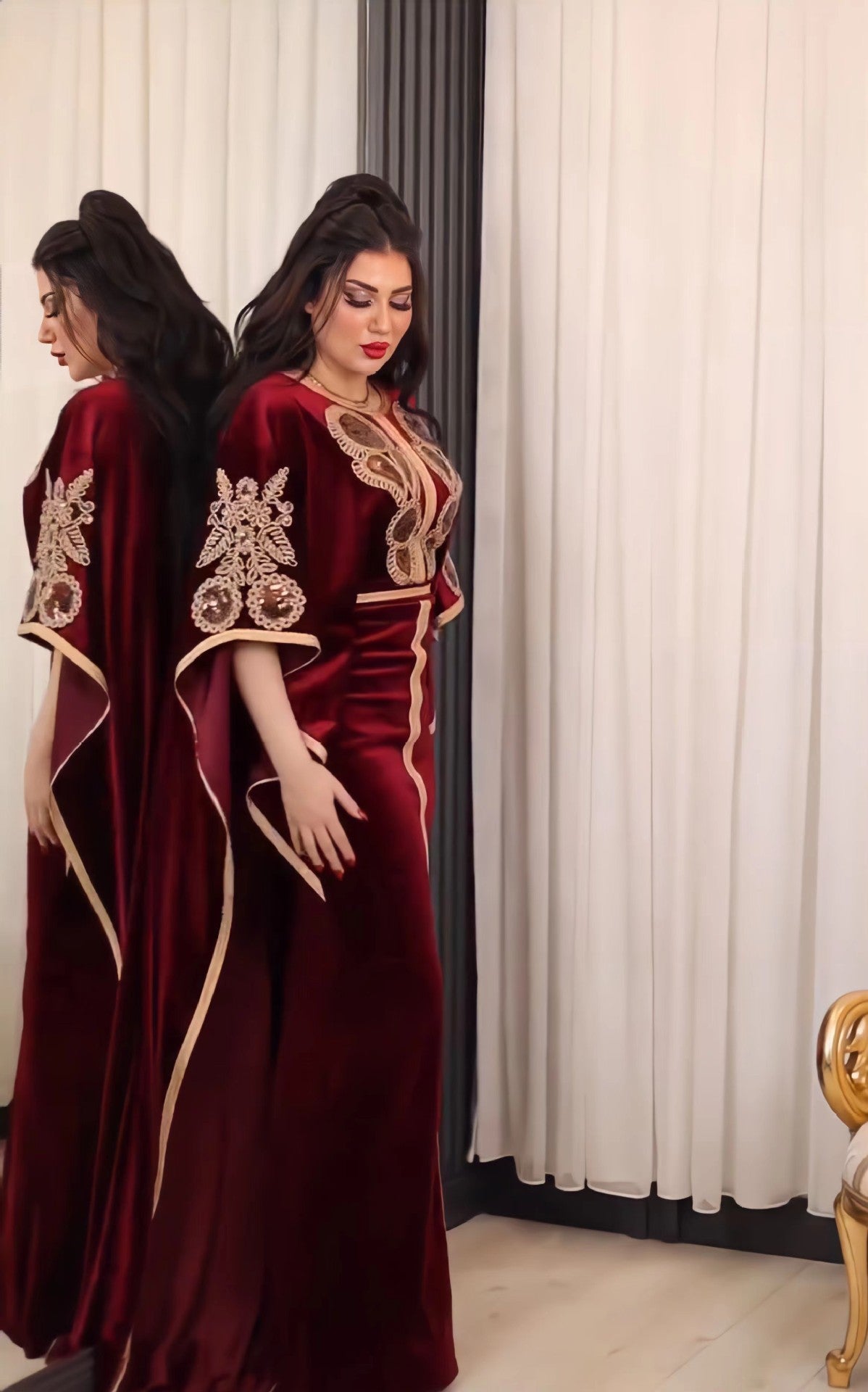 Robe en velours doré à paillettes style arabe du Moyen-Orient | Yazijico™