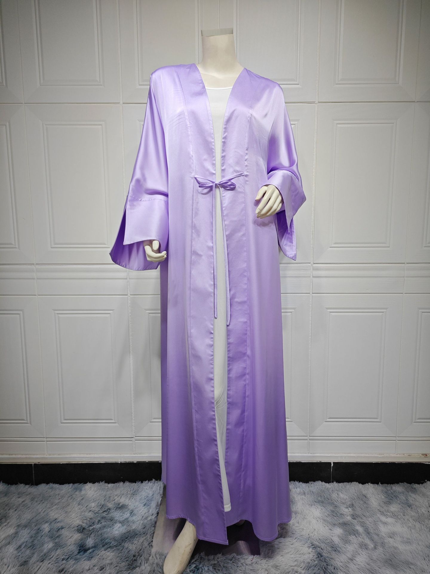 Robe musulmane du Moyen-Orient en satin doux et tendance | Yazijico™