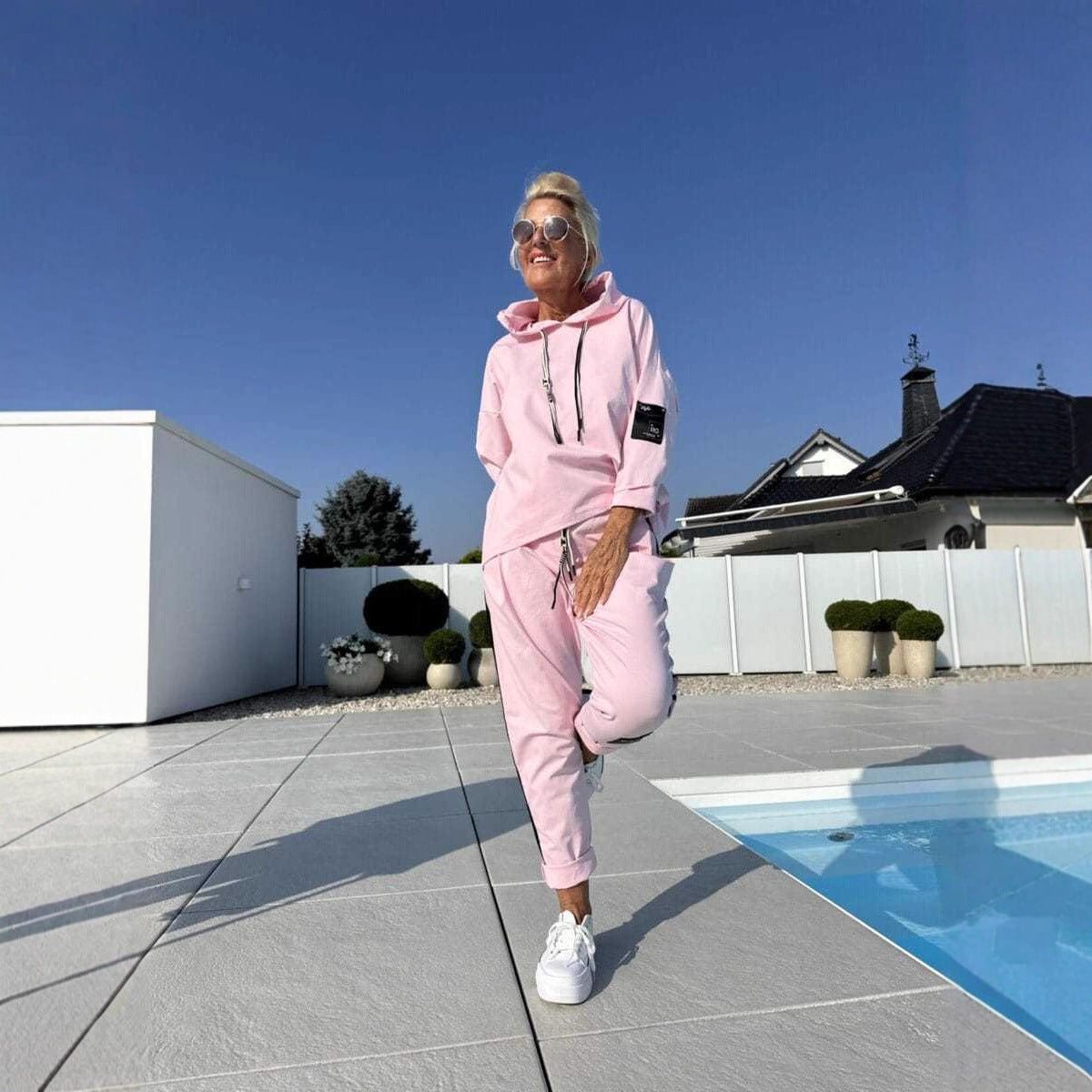 Round Neck Long Sleeve Braiding Stitching Trousers Suit