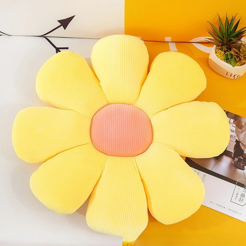 Flower-Shaped Throw Pillow | Yazijico™ 