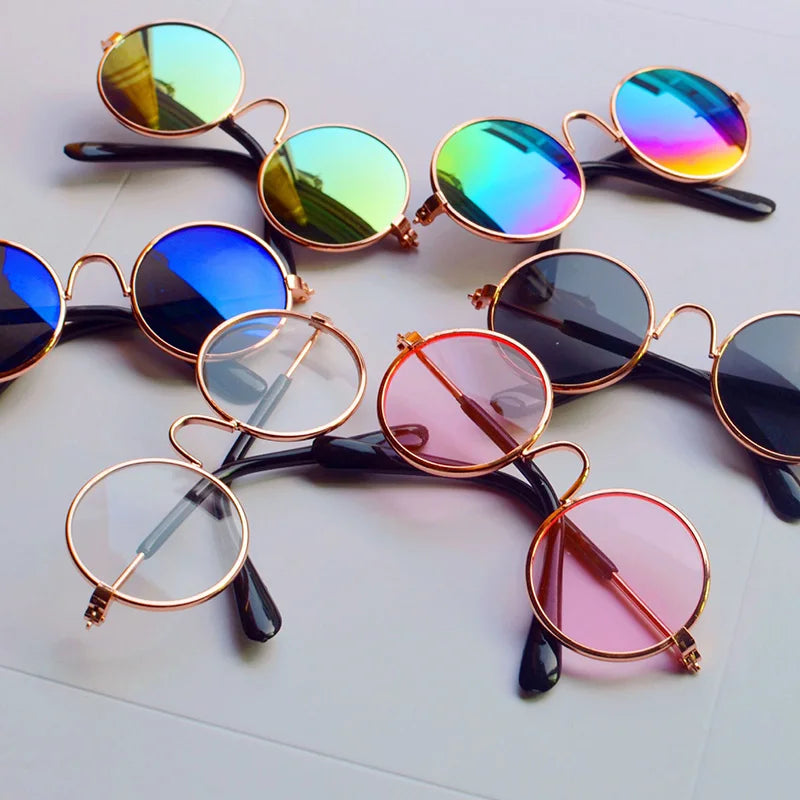 Lovely Vintage Round Cat Sunglasses Reflection | Yazijico™ 