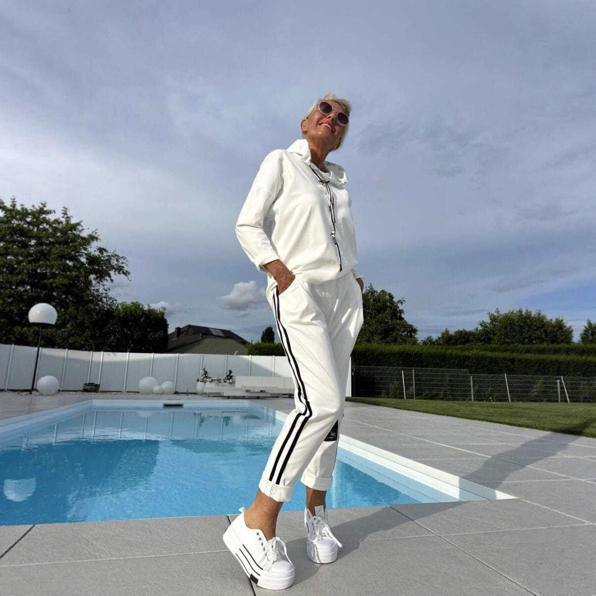 Round Neck Long Sleeve Braiding Stitching Trousers Suit