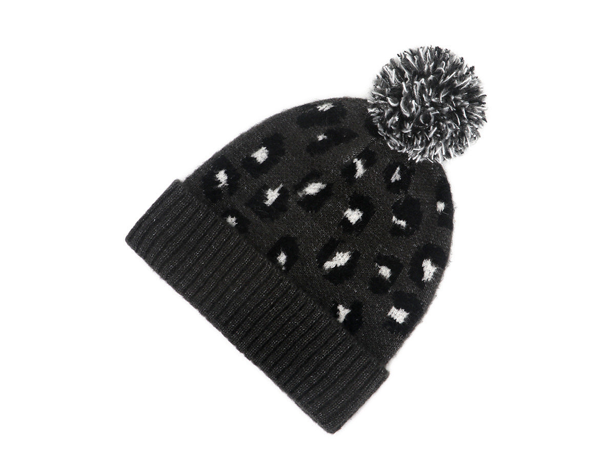 Leopard Jacquard Knit  Fashion Pom Yarn | Yazijico™ 
